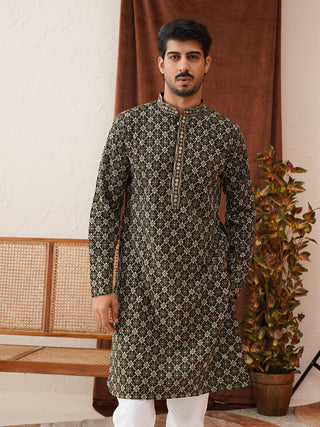 Embroidered Kurta Pyjama Set For Men