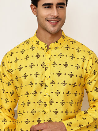 Traditional  Floral Printed Kurta Pyjama Set