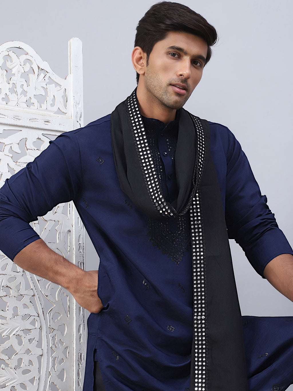 Camisa De Cuello Coreano Mill Brook De Lino Para Hombre En Azul Oscuro