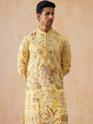 Floral Embroidered Straight Kurta