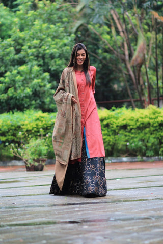 ETHNIC WEAR GUIDE FOR EVENING OUTINGS