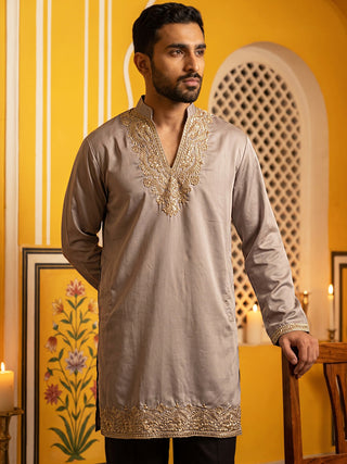 Cotton Blend Embroidered Kurta for Men