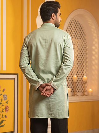Embroidered Cotton Blend Kurta for Men