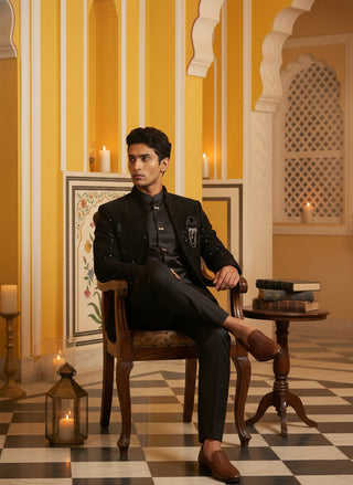 Men's Embroidered Indo-Western Set