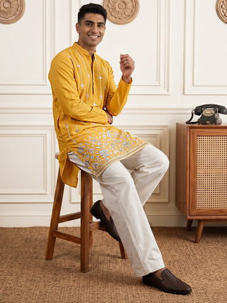 Men’s Silk-Blend Embroidered Kurta with Korean Pants