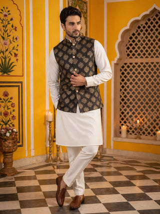 Men's Black Printed Nehru Jacket With Solid Kurta Pyjama