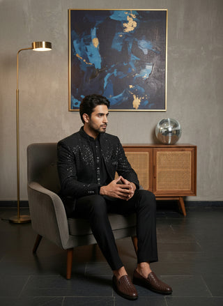 Men’s Premium Embroidered Indo-Western Set