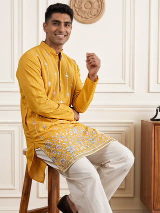 Men’s Silk-Blend Embroidered Kurta