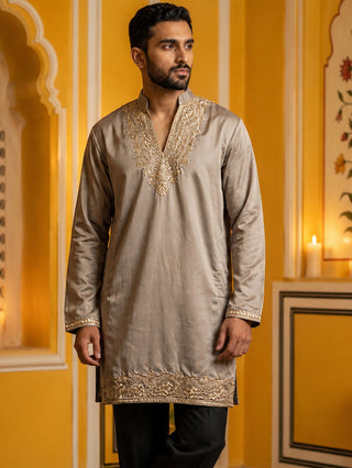 Cotton Blend Embroidered Kurta for Men