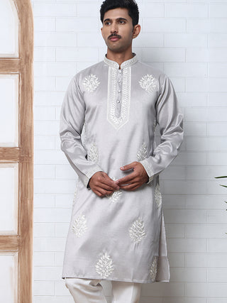 Men’s Silk Blend Ethnic Embroidered Kurta