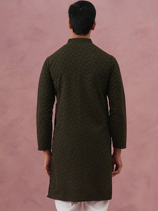 Traditional Cotton Blend Embroidered Kurta