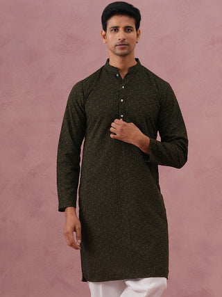 Traditional Cotton Blend Embroidered Kurta