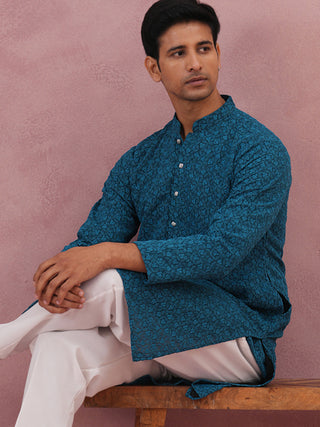 Traditional Cotton Blend Embroidered Kurta