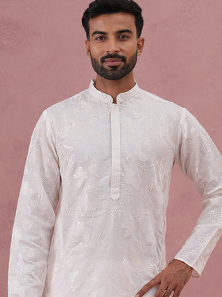 Men's Embroidered Silk Blend Kurta