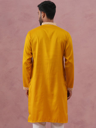 Men’s Ethnic Silk Blend Embroidered Kurta