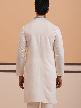 Men Ethnic Embroidered Kurta