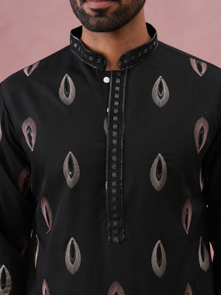 Festive Silk Blend Embroidered Kurta