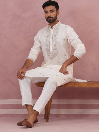 Silk Blend Embroidered Kurta for Men