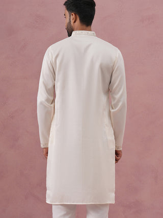 Men’s Silk Blend Embroidered Kurta
