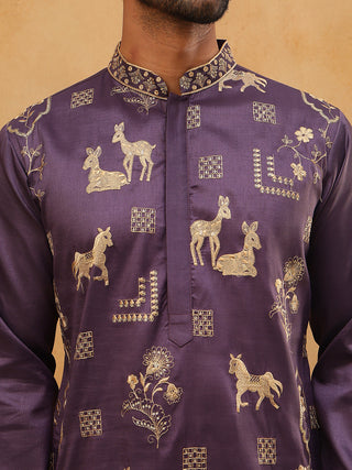 Men Silk Blend Kurta with Embroidery
