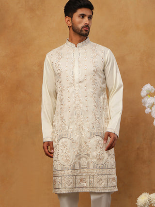Men Silk Blend Embroidered Kurta