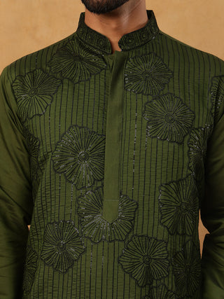 Silk Blend Embroidered Kurta