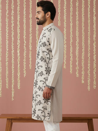 Men’s Silk Blend Embroidered Kurta