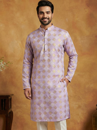 Men Cotton Blend Kurta with Foil Print