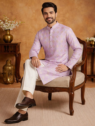 Men Cotton Blend Kurta with Foil Print