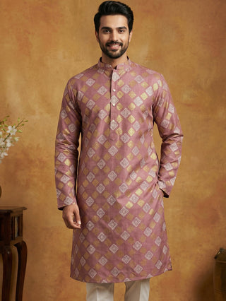 Men Cotton Blend Kurta with Foil Print