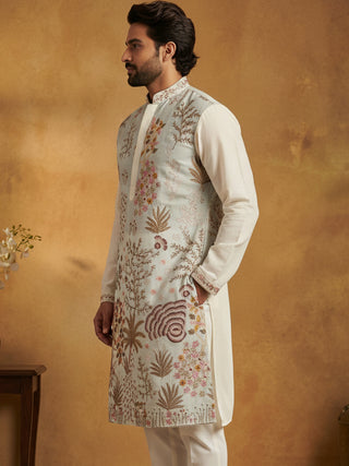 Men Embroidered Silk Blend Kurta