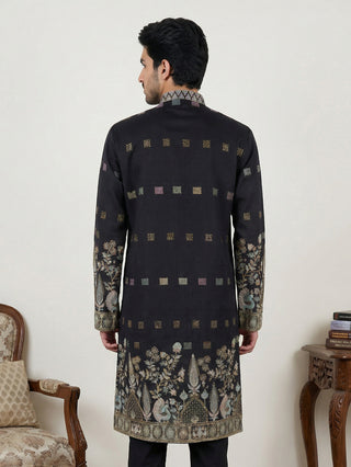 Men Silk Blend Embroidered Kurta