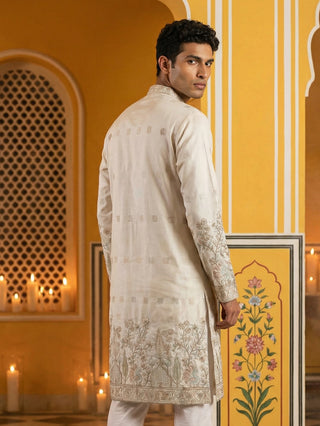 Men Silk Blend Embroidered Kurta
