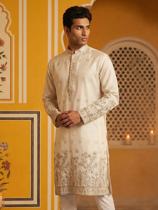 Men Silk Blend Embroidered Kurta