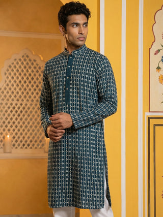 Embroidered Cotton Blend Kurta