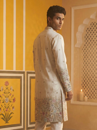Men Silk Blend Embroidered Kurta
