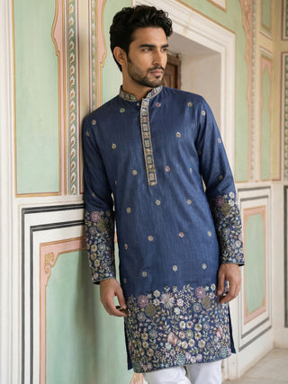 Men Silk Blend Embroidered Kurta