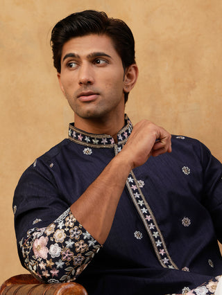 Men Silk Blend Embroidered Kurta