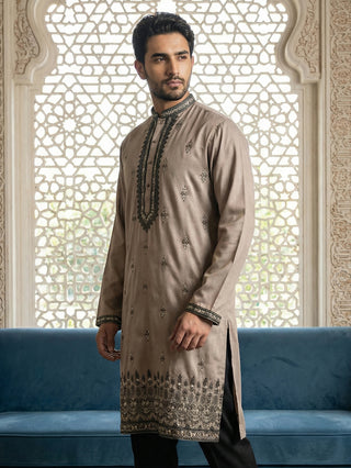 Men Embroidered Silk Blend Kurta
