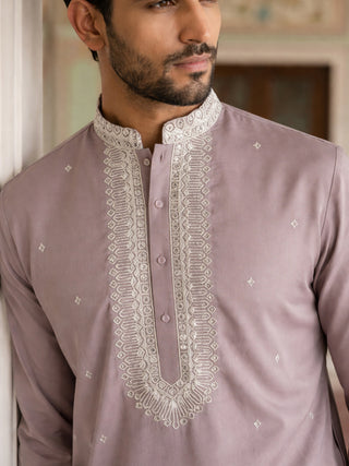 Men Japanese Fabric Embroidered Kurta