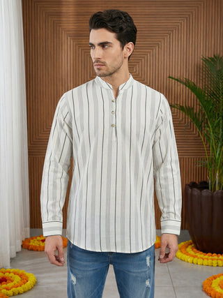 Men Cotton Blend Striped Short Kurta