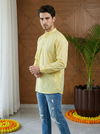 Men Printed Cotton Blend Short Kurta