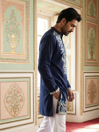 Men Japanese Fabric Embroidered Kurta