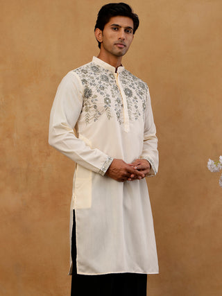 Men’s Cotton Blend Embroidered Kurta