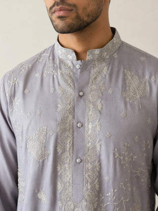 Embroidered Silk Blend Traditional Kurtas