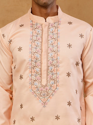 Men Silk Blend Embroidered Kurta
