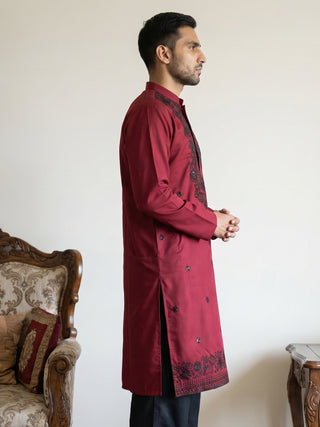 Men’s Classic Silk Blend Kurta with Rich Embroidery
