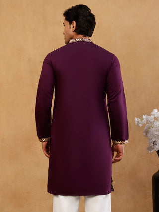 Classic Kurta with Rich Hemline Embroidery