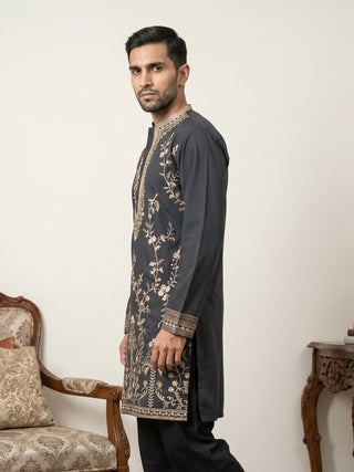 MenÃ¢â‚¬â„¢s Japanese Fabric Embroidered Kurta