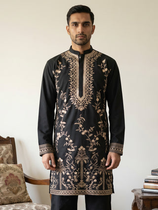MenÃ¢â‚¬â„¢s Japanese Fabric Embroidered Kurta
